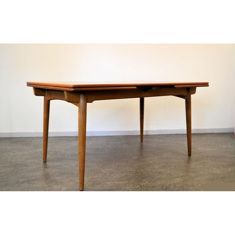 Extendable '"AT-312" Andreas Tuck dining table in teak and oak, Hans J. WEGNER - 1960s