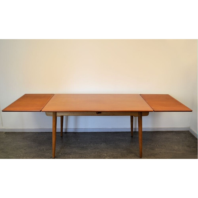 Extendable '"AT-312" Andreas Tuck dining table in teak and oak, Hans J. WEGNER - 1960s