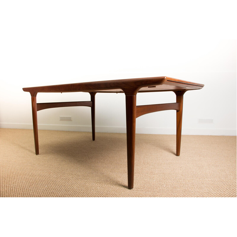 Vintage teak dining table by Johannes Andersen for Uldum Mobelfabrik, Danish 1960s