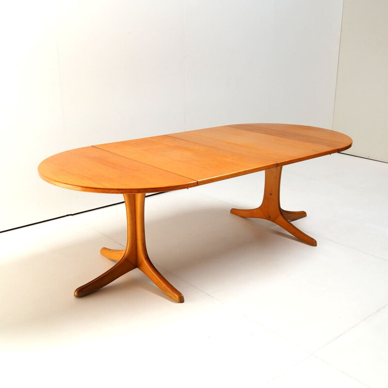 Vintage XL extendable table by Thonet with beautiful wear and tear 1970s