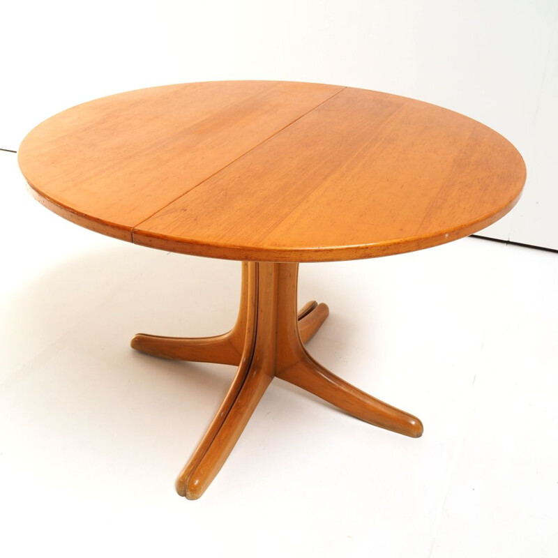 Vintage XL extendable table by Thonet with beautiful wear and tear 1970s