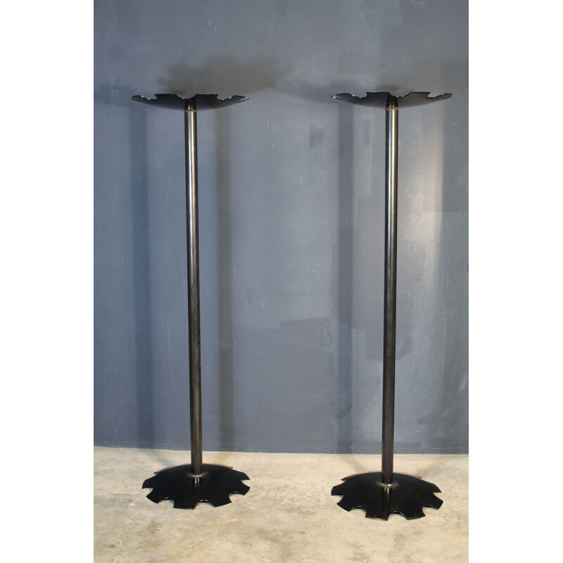 Pair of vintage black iron braziers for indoor or outdoor use, Italy 1990