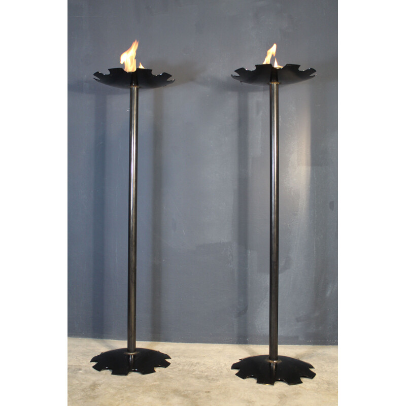Pair of vintage black iron braziers for indoor or outdoor use, Italy 1990