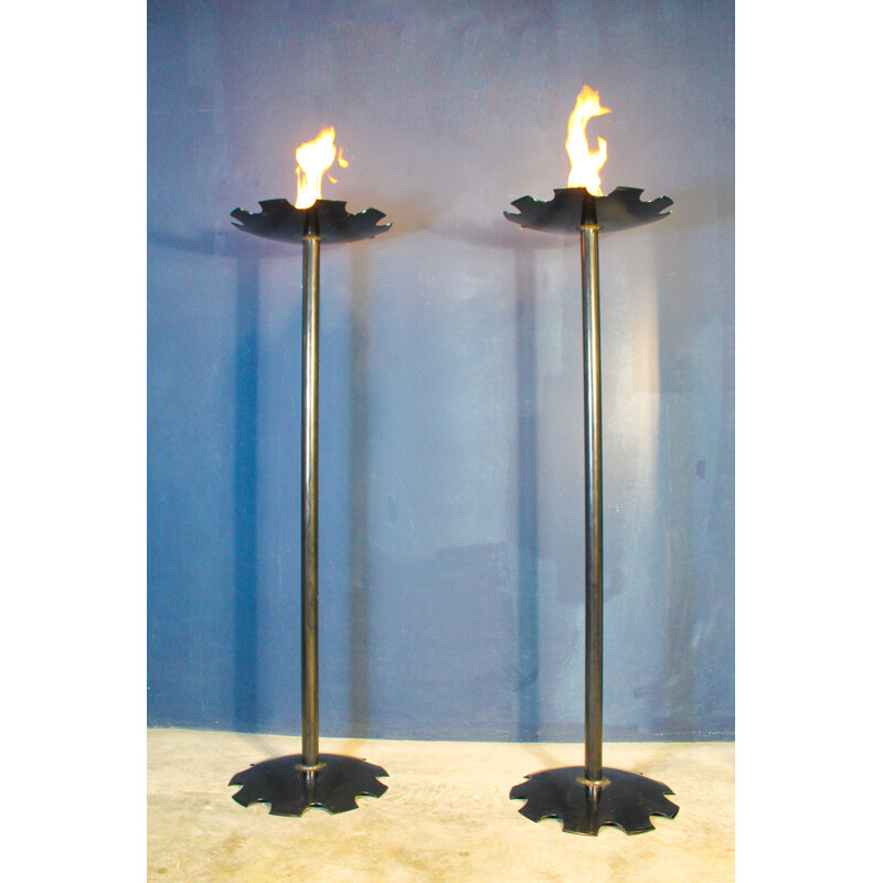 Pair of vintage black iron braziers for indoor or outdoor use, Italy 1990