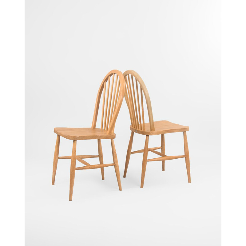 Pair of vintage Windsor chairs by Ercol, UK 1960s