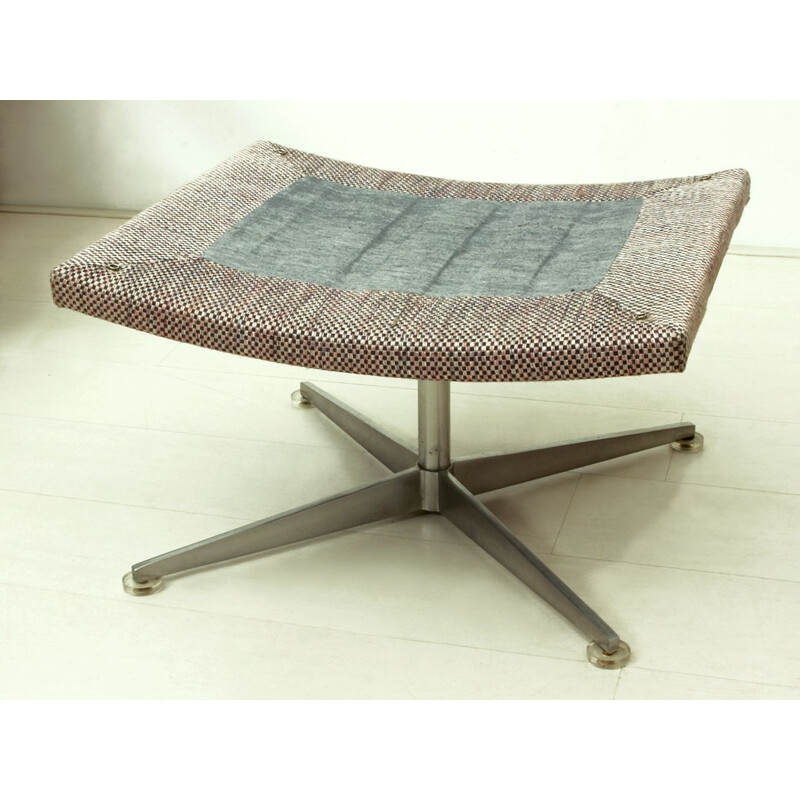 Silla de salón vintage de cromo y tela con otomana de Hans Kaufeld, Alemania 1960