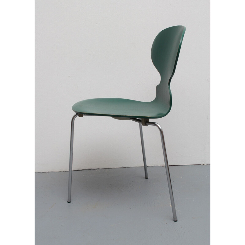 Chaise vintage 3101 verte par Arne Jacobsen pour Fritz Hansen 1960
