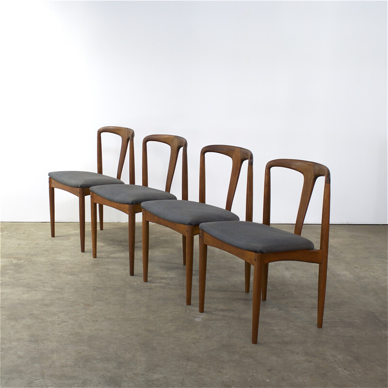 Set of 4 "Juliane" dining chairs in teak and dark grey fabric, Johannes ANDERSEN - 1960s