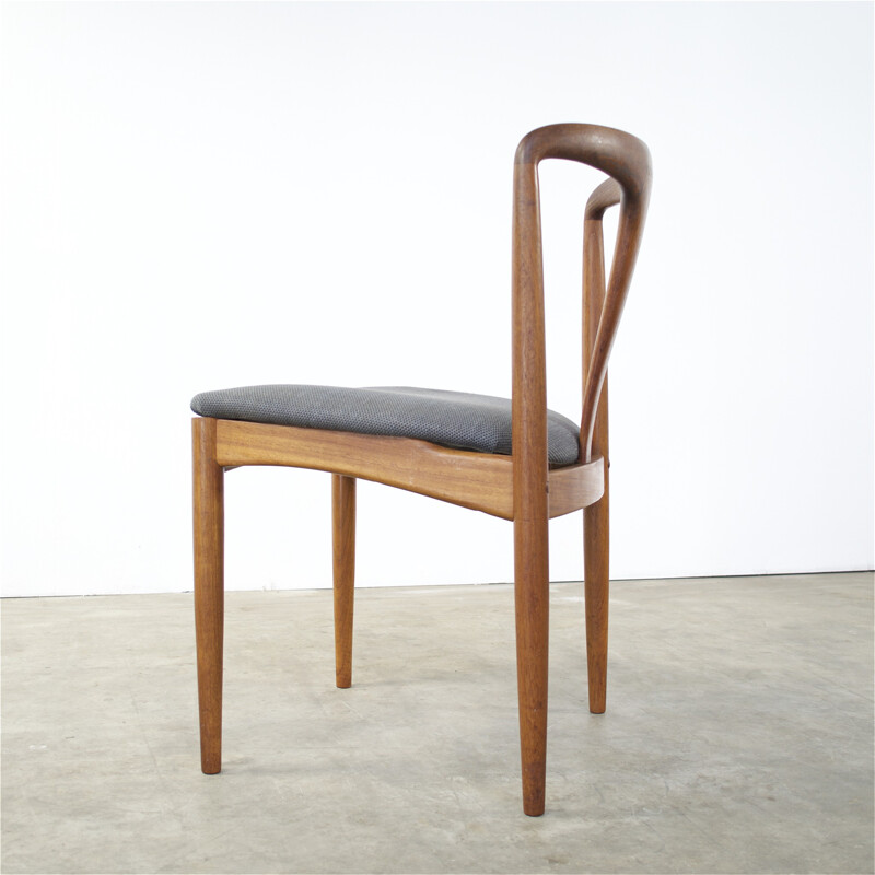 Set of 4 "Juliane" dining chairs in teak and dark grey fabric, Johannes ANDERSEN - 1960s