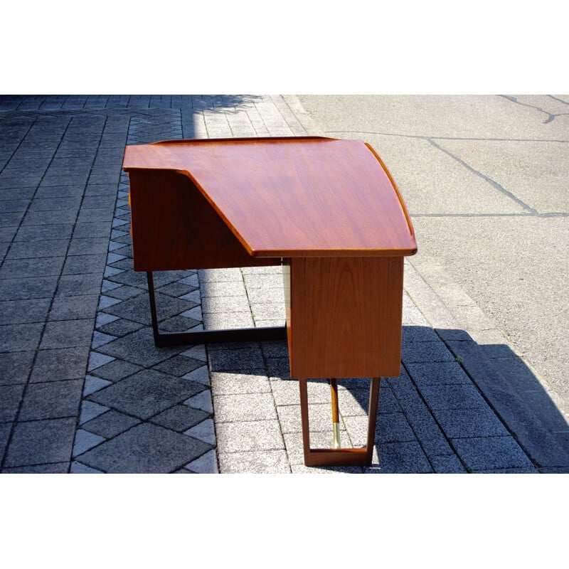 Vintage boomrang desk by Peter Lovig Nielsen 1960