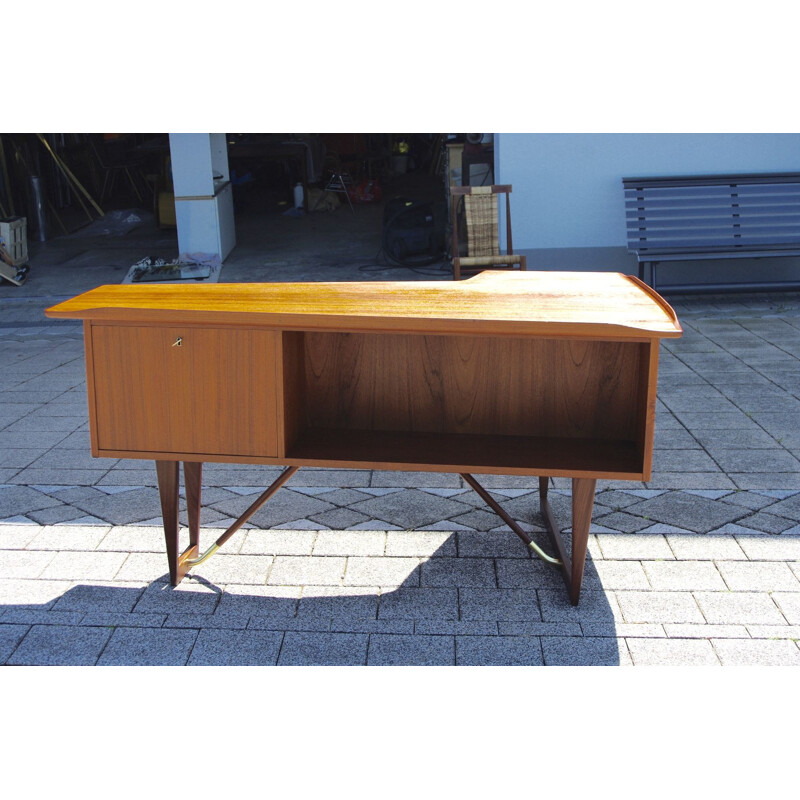 Vintage boomrang bureau van Peter Lovig Nielsen 1960