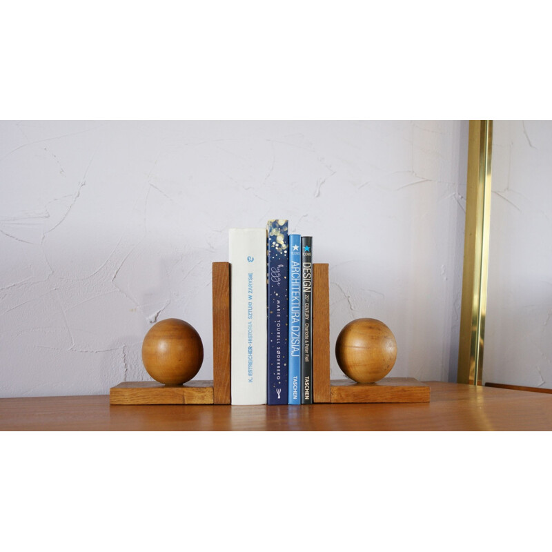 Pair of vinage Wooden Bookends