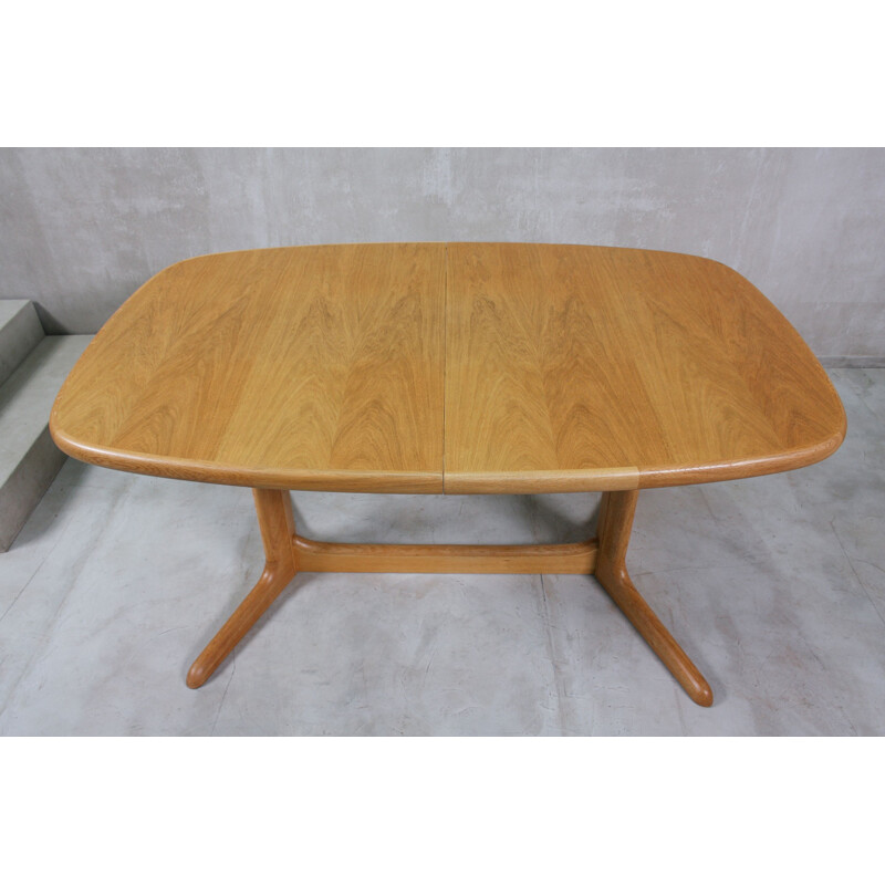Vintage ovaler ausziehbarer Tisch aus Eiche von Skovby, Dänemark 1960