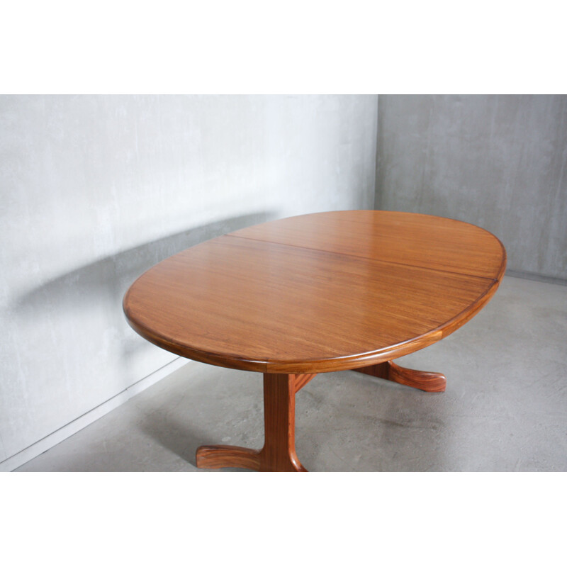 Tavolo ovale vintage in teak G-Plan, Regno Unito 1960