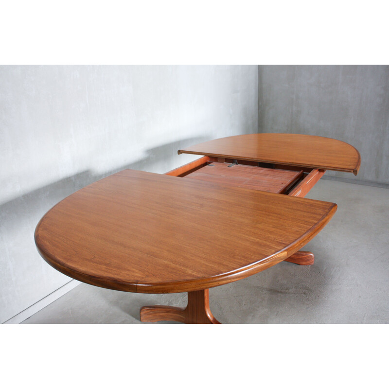 Table vintage ovale extensible en teck de G-Plan, Royaume-Uni 1960