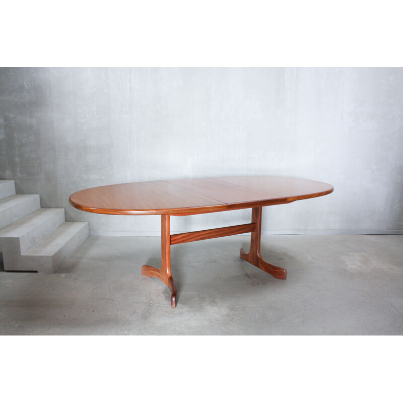 Vintage Extendable Teak Oval Dining Table from G-Plan, United Kingdom 1960s