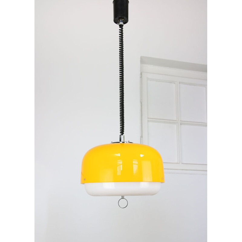 Suspension vintage jaune Medusa de Luigi Massoni pour Guzzini 1970