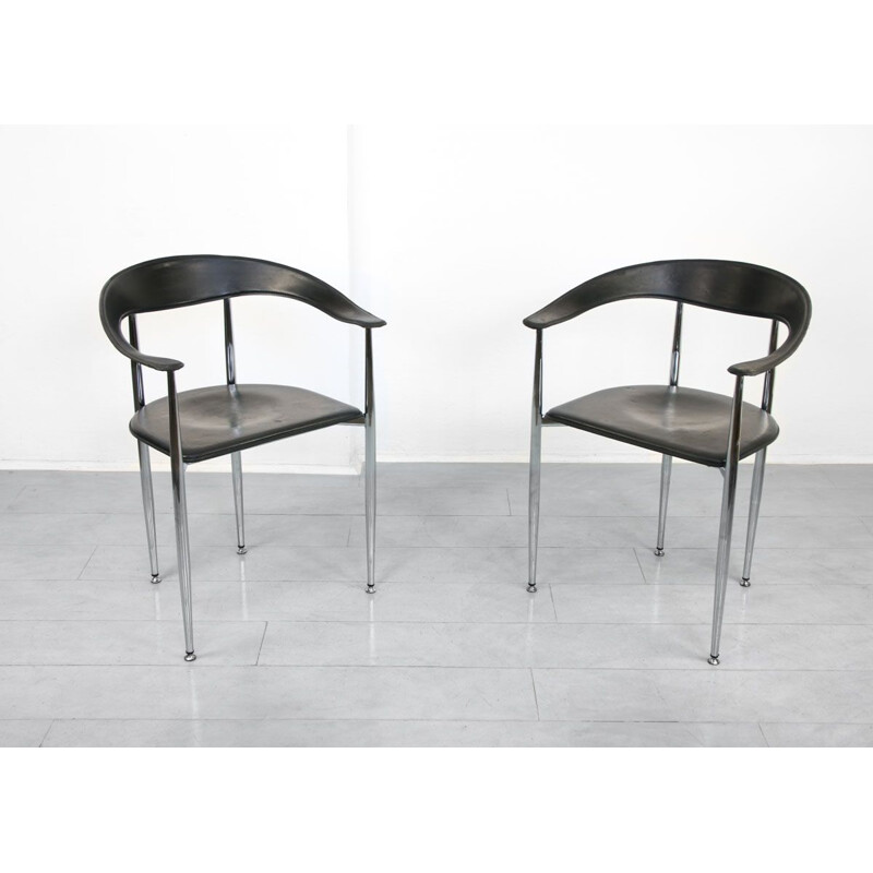 Paire de chaises vintage en cuir P40 par Giancarlo Vegni, Italien