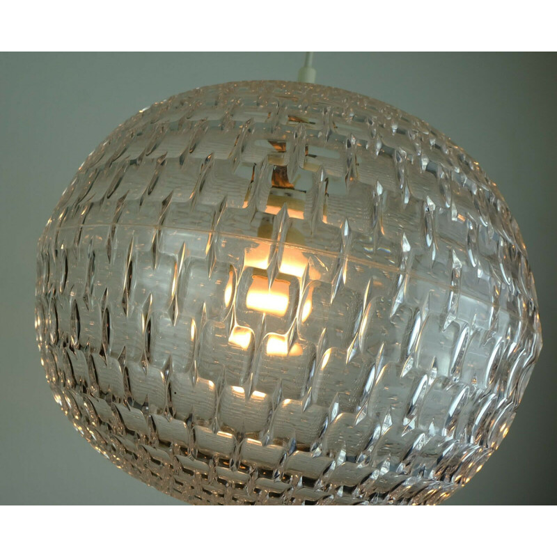 Vintage modern pendant light op art relief surface transparent plastic erco leuchten crystal look, Germany 1960s