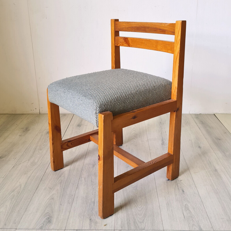 Set of 4 vintage modernist pine chairs, 1960