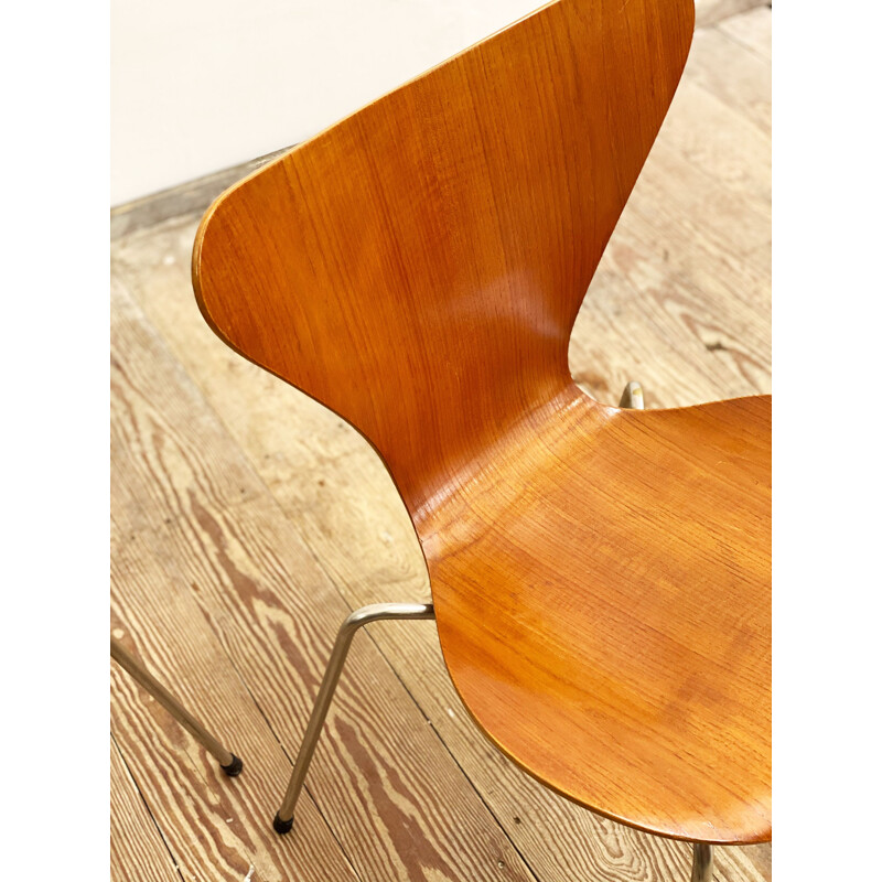 Set of 4 vintage teak chairs model 3107 by Arne Jacobsen for Fritz Hansen
