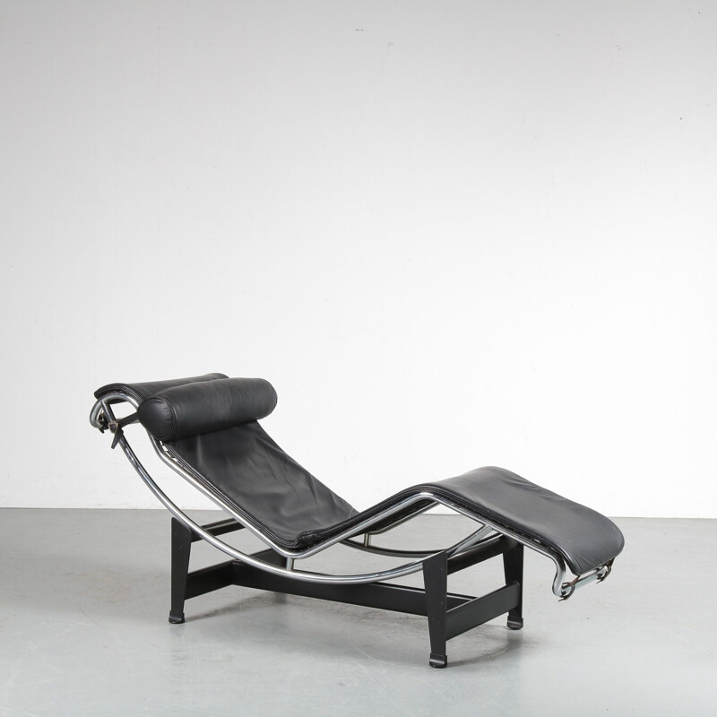 Vintage "LC4" armchair by Le Corbusier for Cassina, Italy 1980