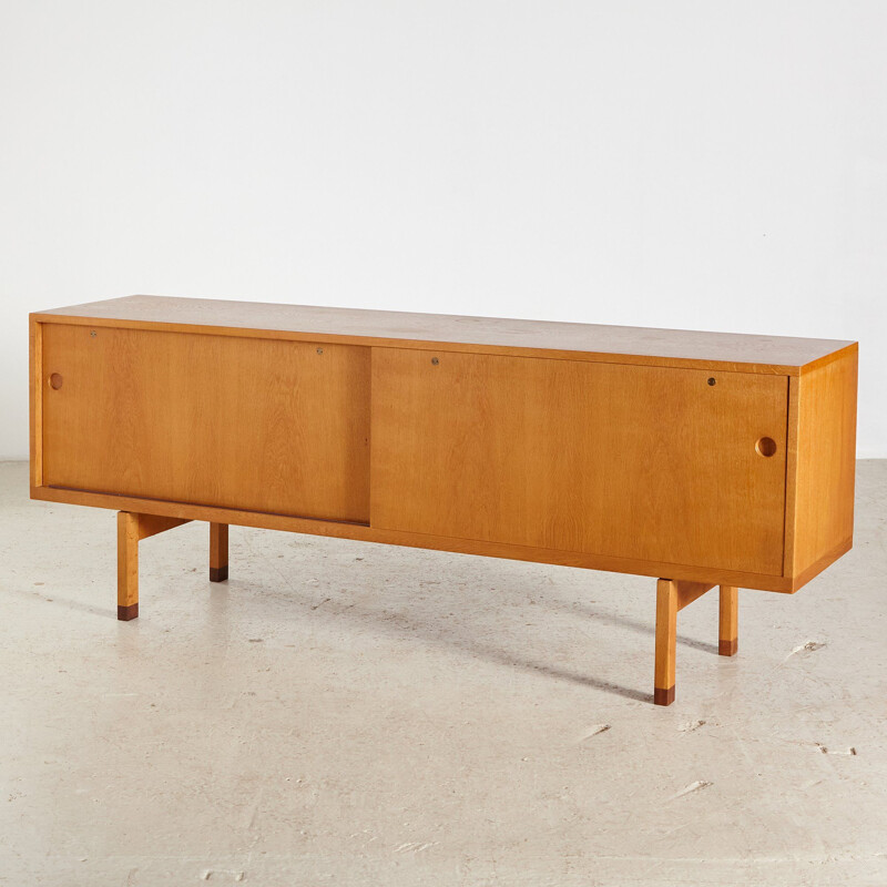 Vintage Anrichte aus Teakholz "RY 26" von Hans J. Wegner für Ry Møbelfabrik, Dänemark 1960