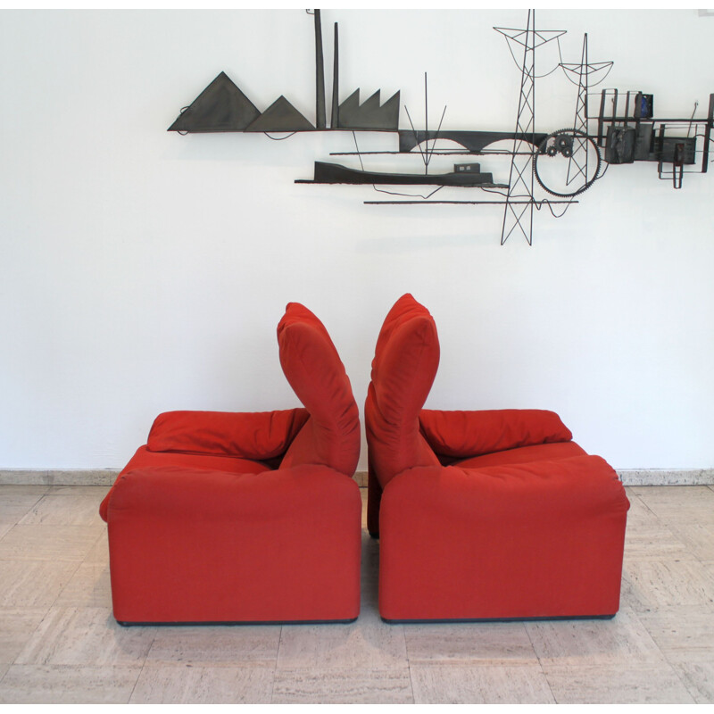 Paire de fauteuils vintage Maralunga par Vico Magistretti pour Cassina
