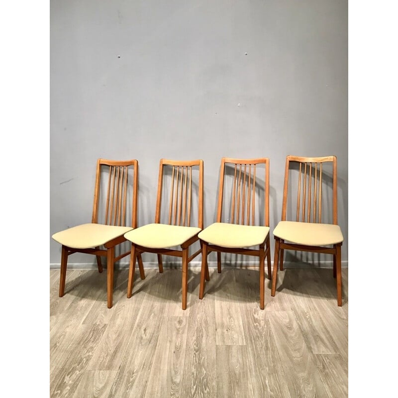 Vintage Chairs With Vintage Rung Folder