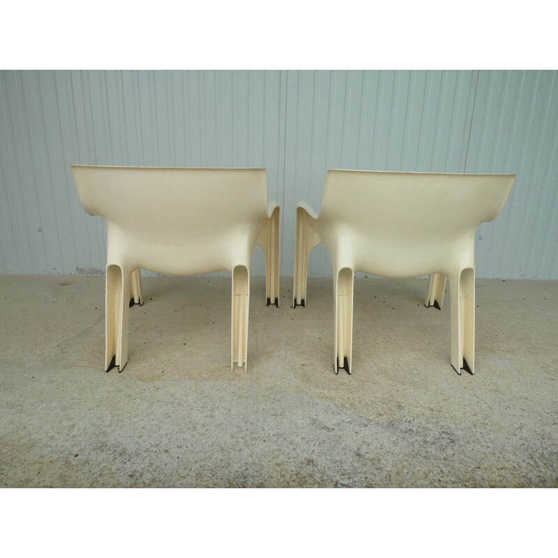 Artemide pair of armchairs "Vicario", Vico Magitretti - 1960s