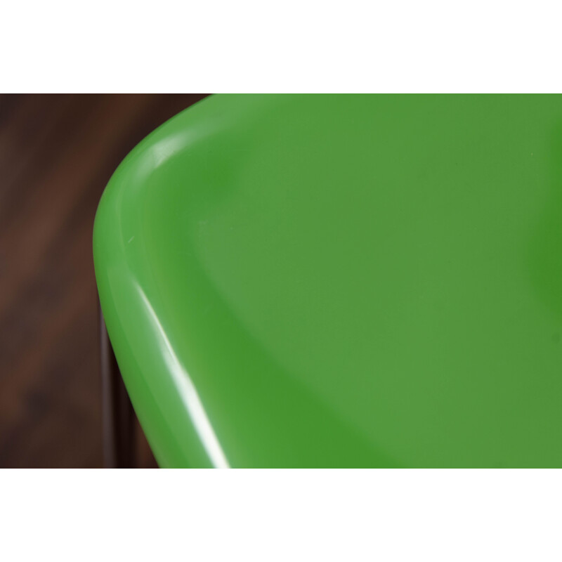 Conjunto de 6 cadeiras Drabert empilháveis em plástico verde