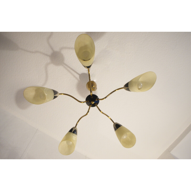 Lampe Vintage 5 Lumières, suspension au plafond en laiton plaqué avec abat-jour en verre des années 50