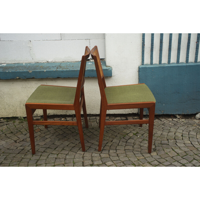 Paire de chaises vintage en teck de conception danoise, avec osier et couverture en vert, provenant de Suède, 1960