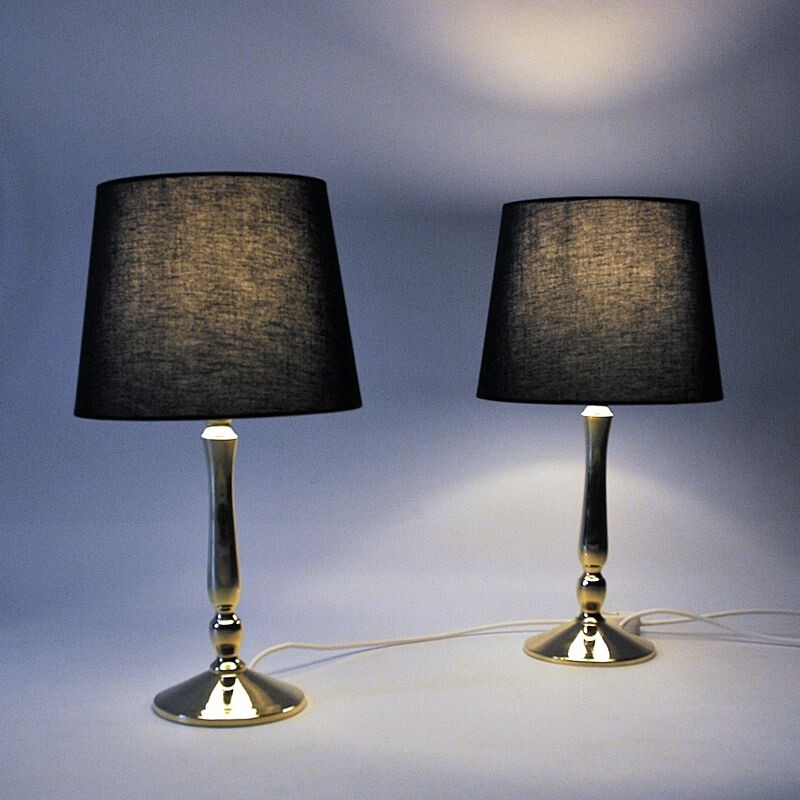 Coppia di lampade da tavolo vintage in ottone classico dalla Scandinavia 1950