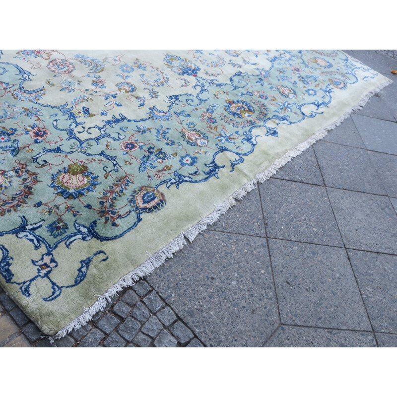 Large Mid-Century Pistachio Coloured Aubusson Kashan Carpet 1960