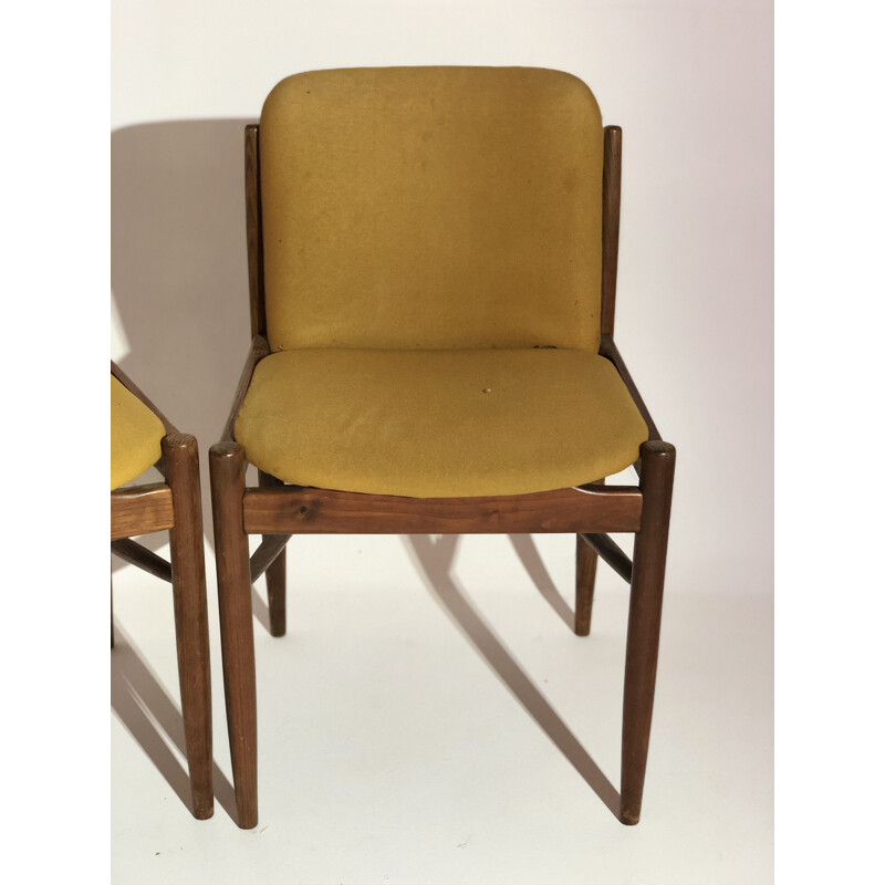 Suite de 4 chaises vintage en tissu et teck 
