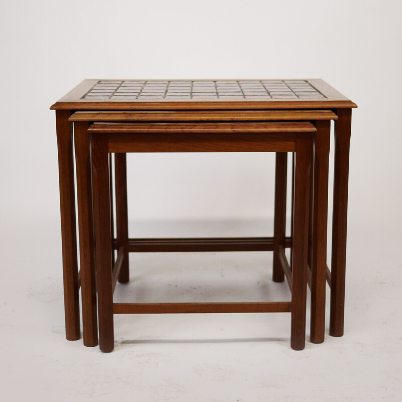 Vintage nesting tables with red check top, Danish 1970