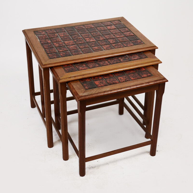 Vintage nesting tables with red check top, Danish 1970