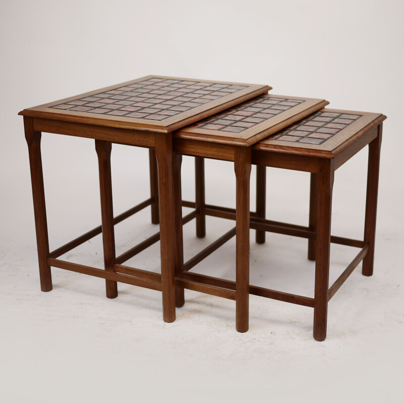 Vintage nesting tables with red check top, Danish 1970
