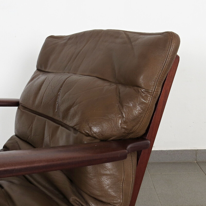 Pair of vintage armchairs 1970