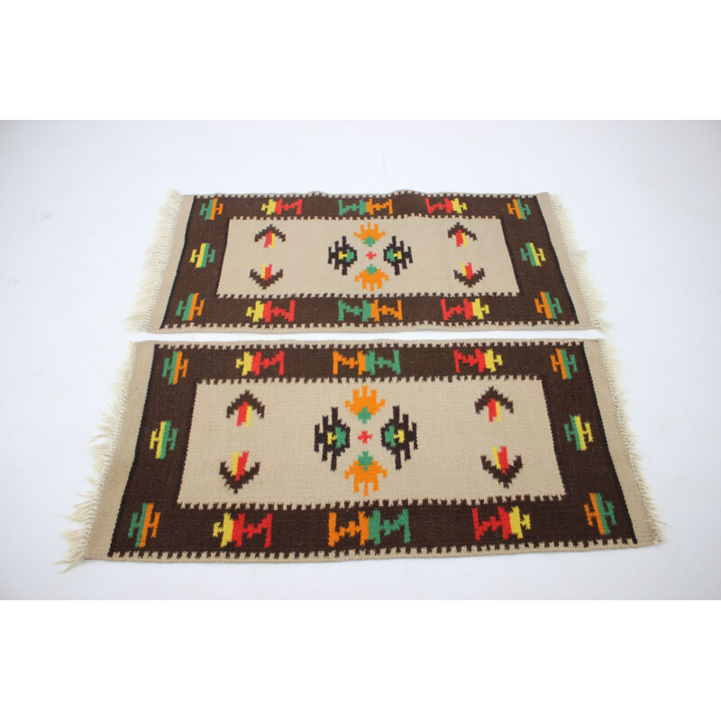 Coppia di tappeti vintage in lana Kilim 1960