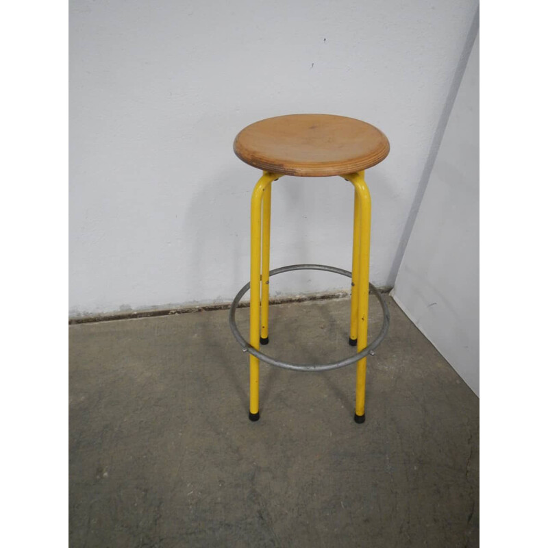 Tabouret vintage en fer jaune 1980