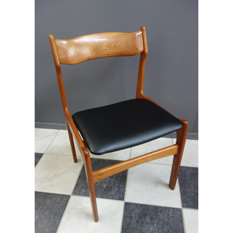 Chaise Vintage en teck, siège en similicuir noir Danois 1960