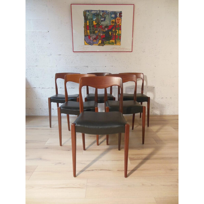 Suite of 6 Scandinavian chairs in teak - 1970s