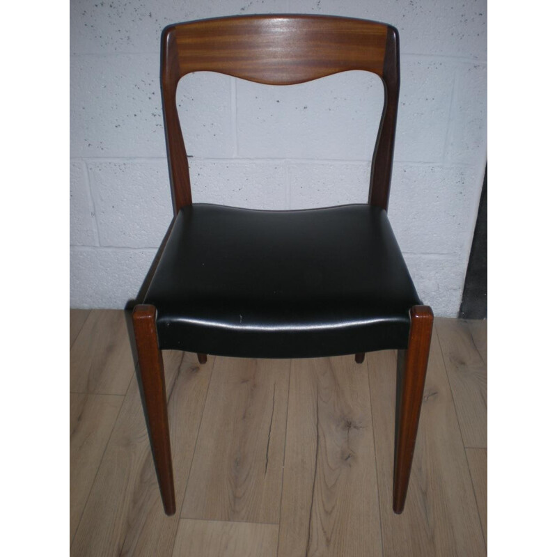 Suite of 6 Scandinavian chairs in teak - 1970s