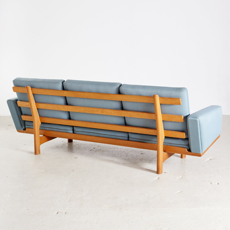 Vintage sofa model GE 2363 van Hans J. Wegner voor Getama 1950