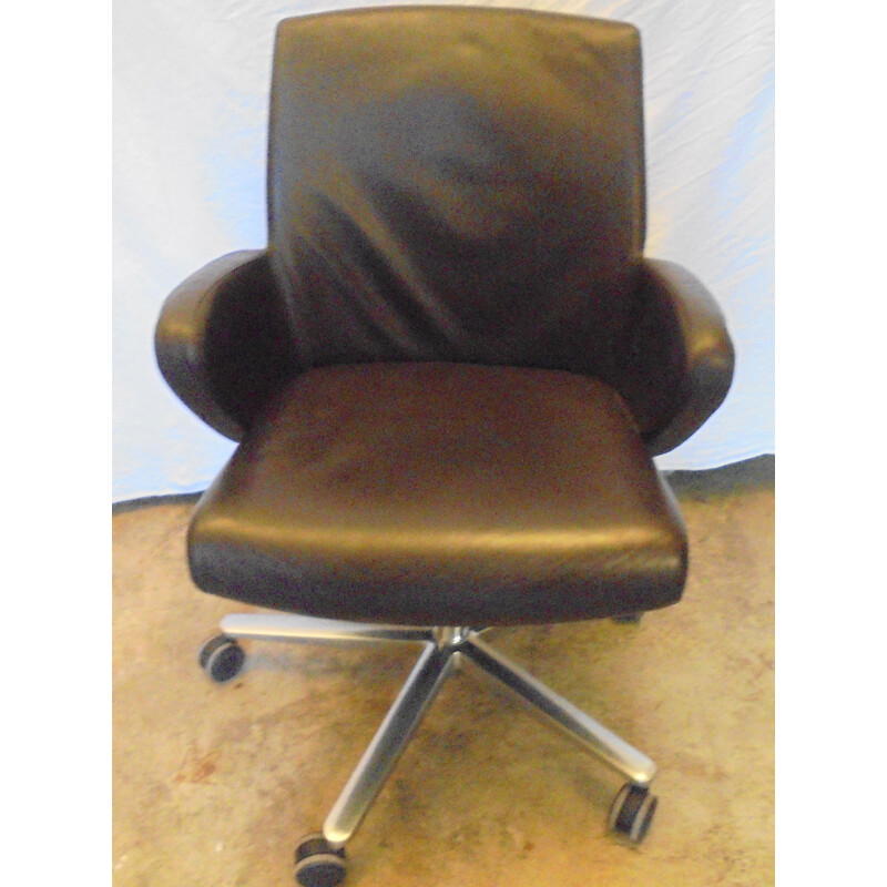 Vintage leather office chair Italy 2000s