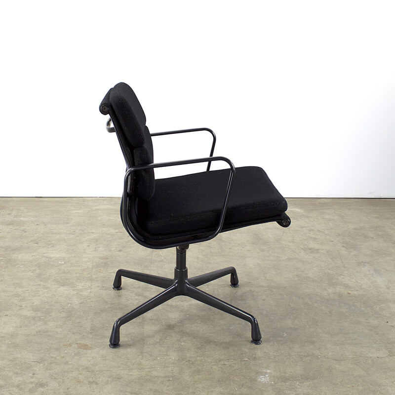 Vitra "EA217" office chair in metal and black fabric, Charles EAMES - 1990s