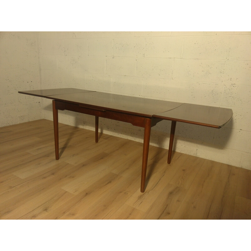 Scandinavian dining table in mahogany - 1960s