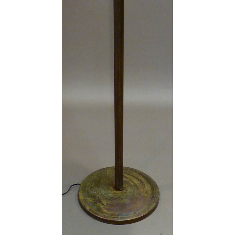 Mid-century Scandinavian floor lamp in metal and opaline - 1950s